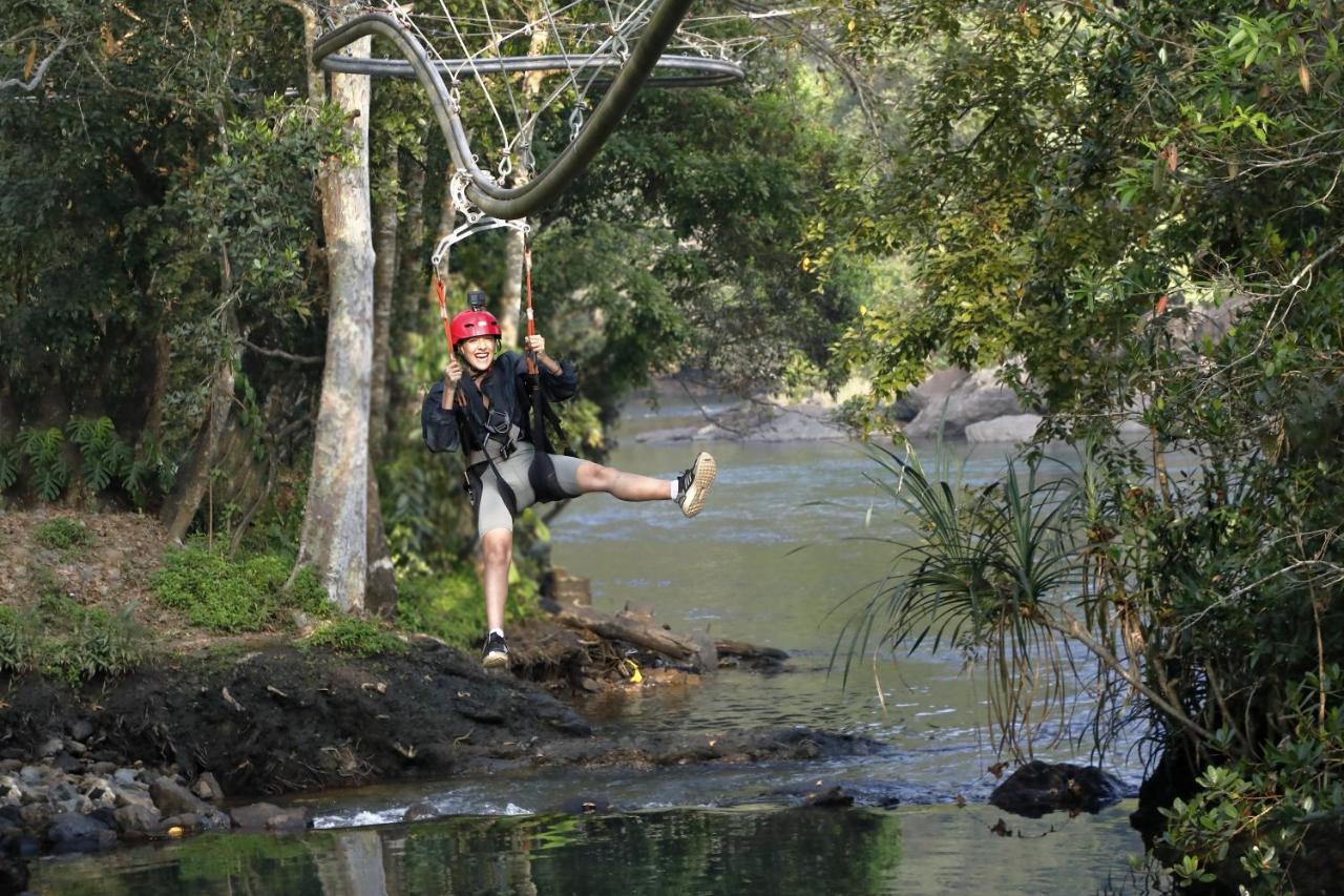 Whistling Woodzs Resort Dandeli Bagian luar foto
