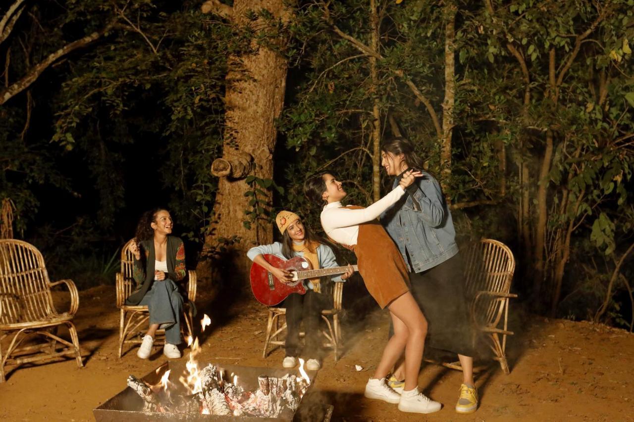 Whistling Woodzs Resort Dandeli Bagian luar foto