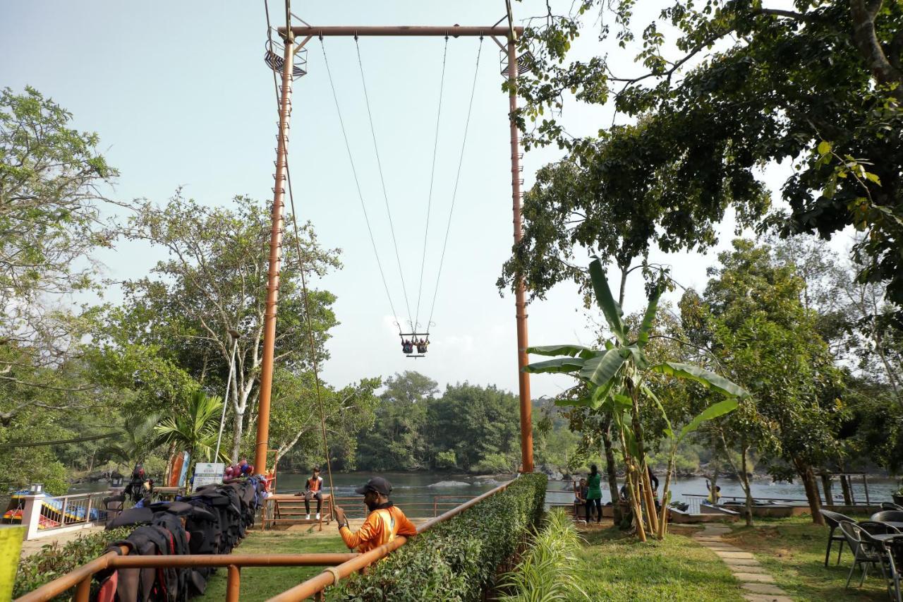 Whistling Woodzs Resort Dandeli Bagian luar foto